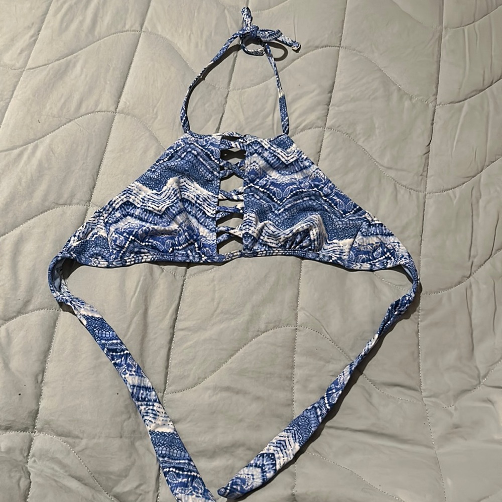 blue and white tie dye patterned bikini top.